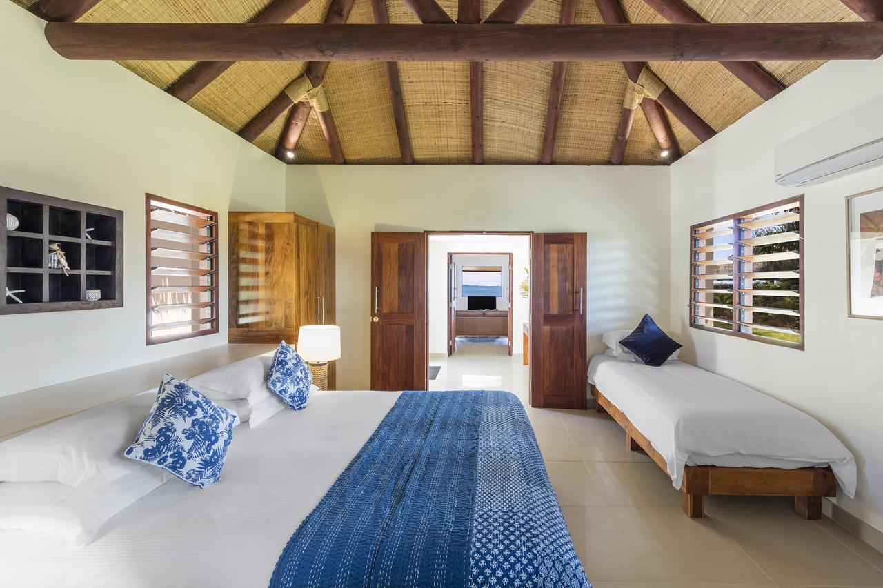 Eratap Beach Resort Port Vila Dış mekan fotoğraf
